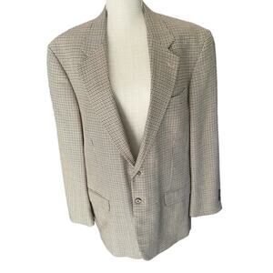 AKA Eddie Bauer Silk and Wool 2 Button Blazer.  Size 44R